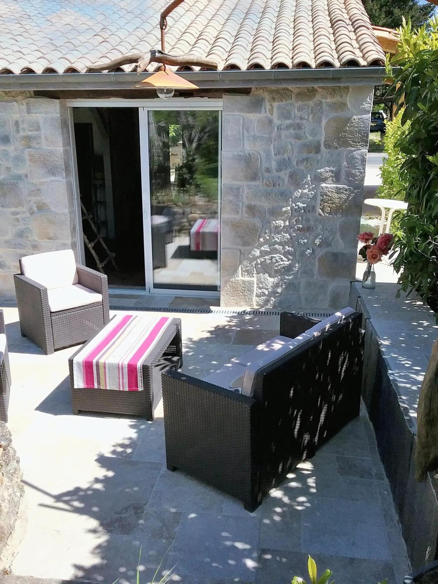 Villa Charmante A Bosset Avec Piscine Partagee Exterior foto