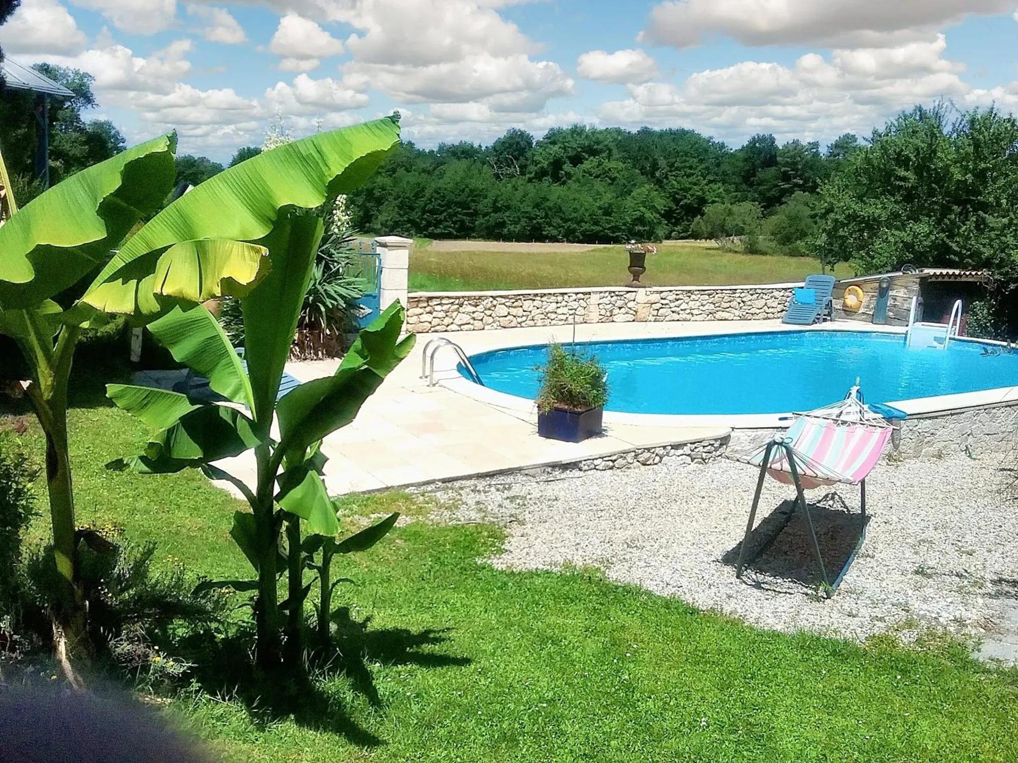 Villa Charmante A Bosset Avec Piscine Partagee Exterior foto